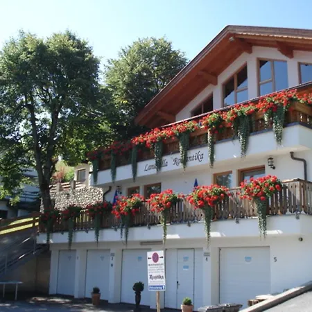 Landvilla Romantika Apartment Lermoos